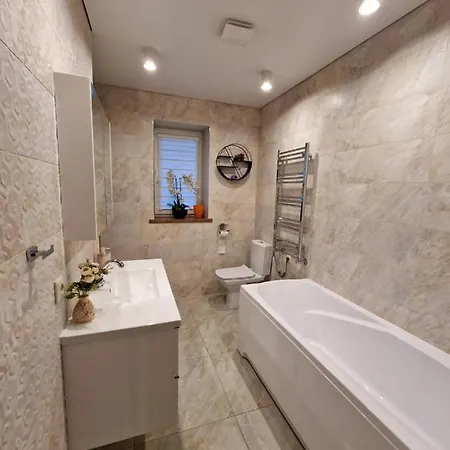 Holiday home Malu Namins
